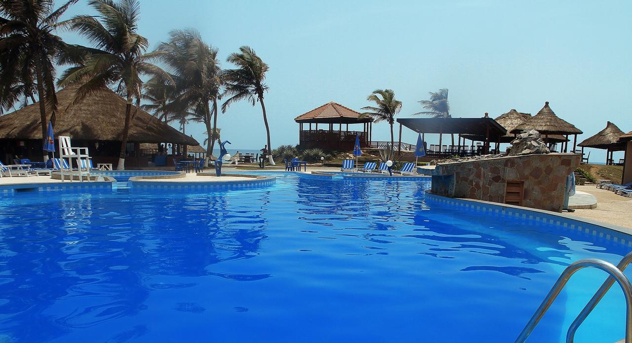 Ramada Resort アクラ エクステリア 写真