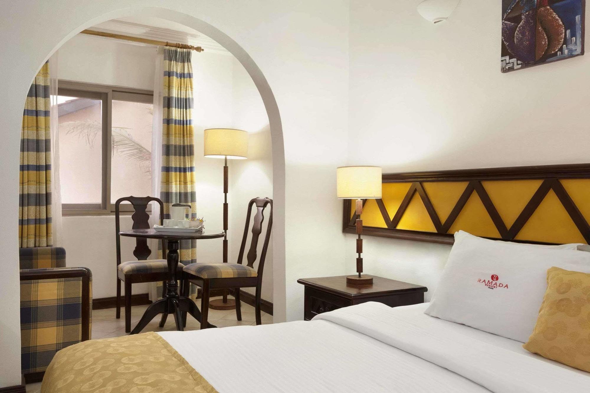 Ramada Resort アクラ エクステリア 写真