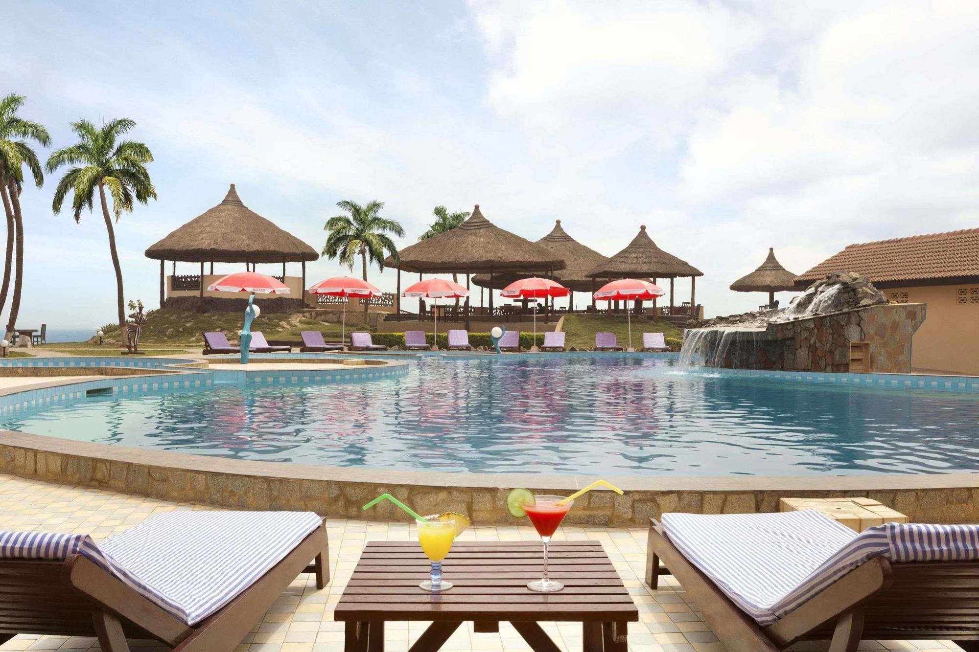 Ramada Resort アクラ エクステリア 写真